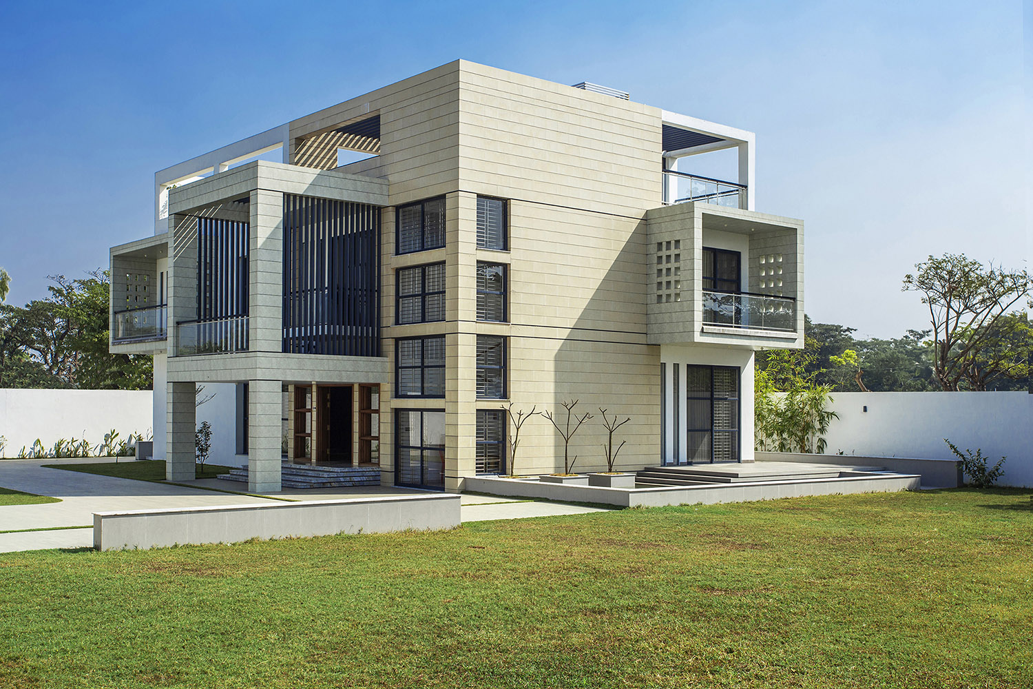 JINAT BATIKA – A Holiday Retreat | 3 Points Consultant